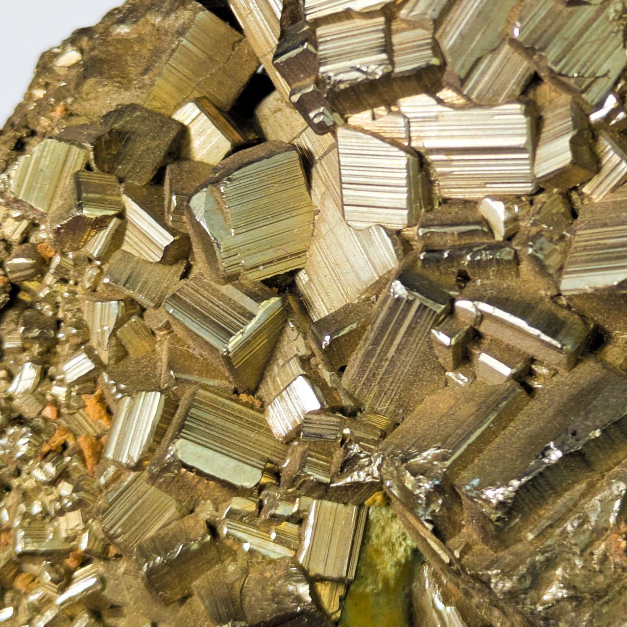 Mineral de Pirita, Huanzala, Perú