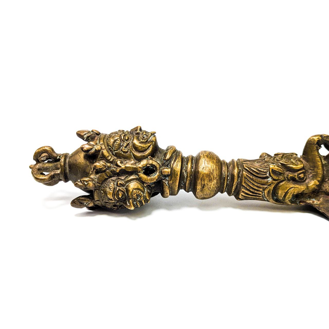 Daga o Phurba con Vajrakilaya y Makara, Tibet ca.1900