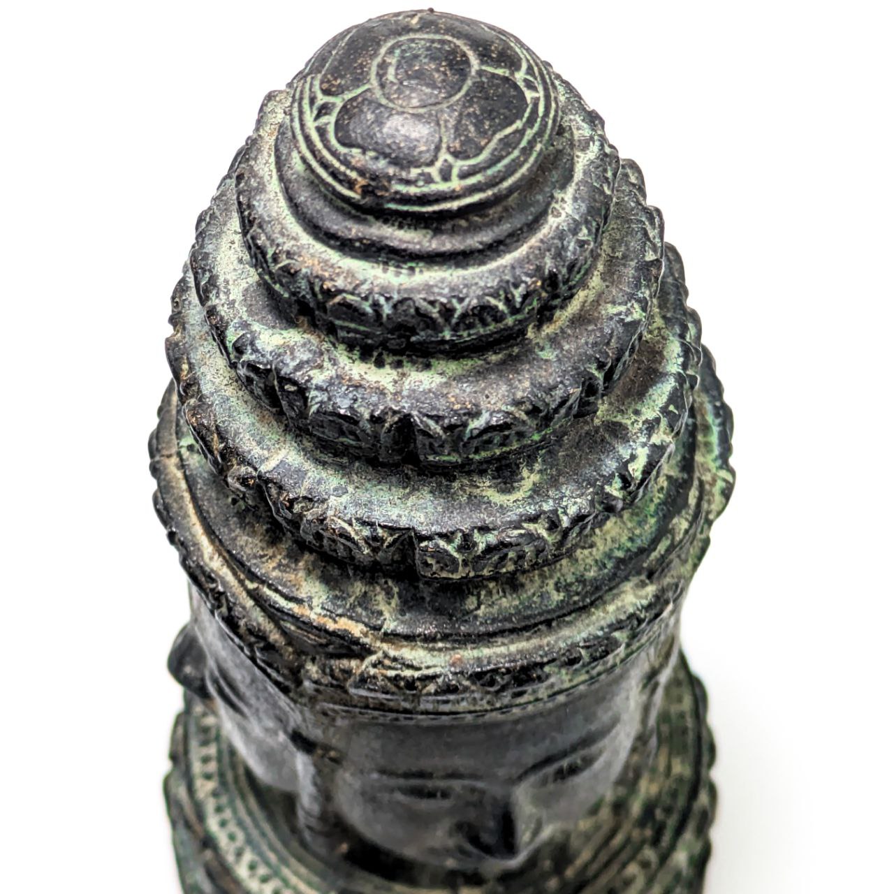 Cabeza del dios Hindú Brahma de bronce Jemer, Periodo Bayón s.XII, Camboya