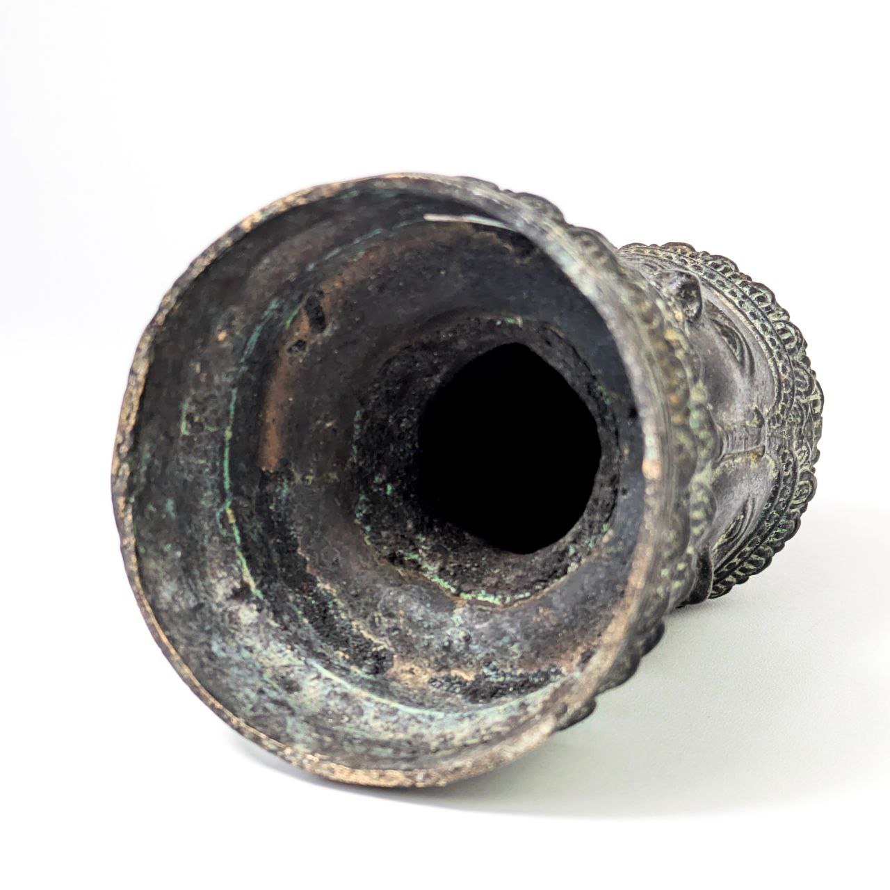 Cabeza del dios Hindú Brahma de bronce Jemer, Periodo Bayón s.XII, Camboya