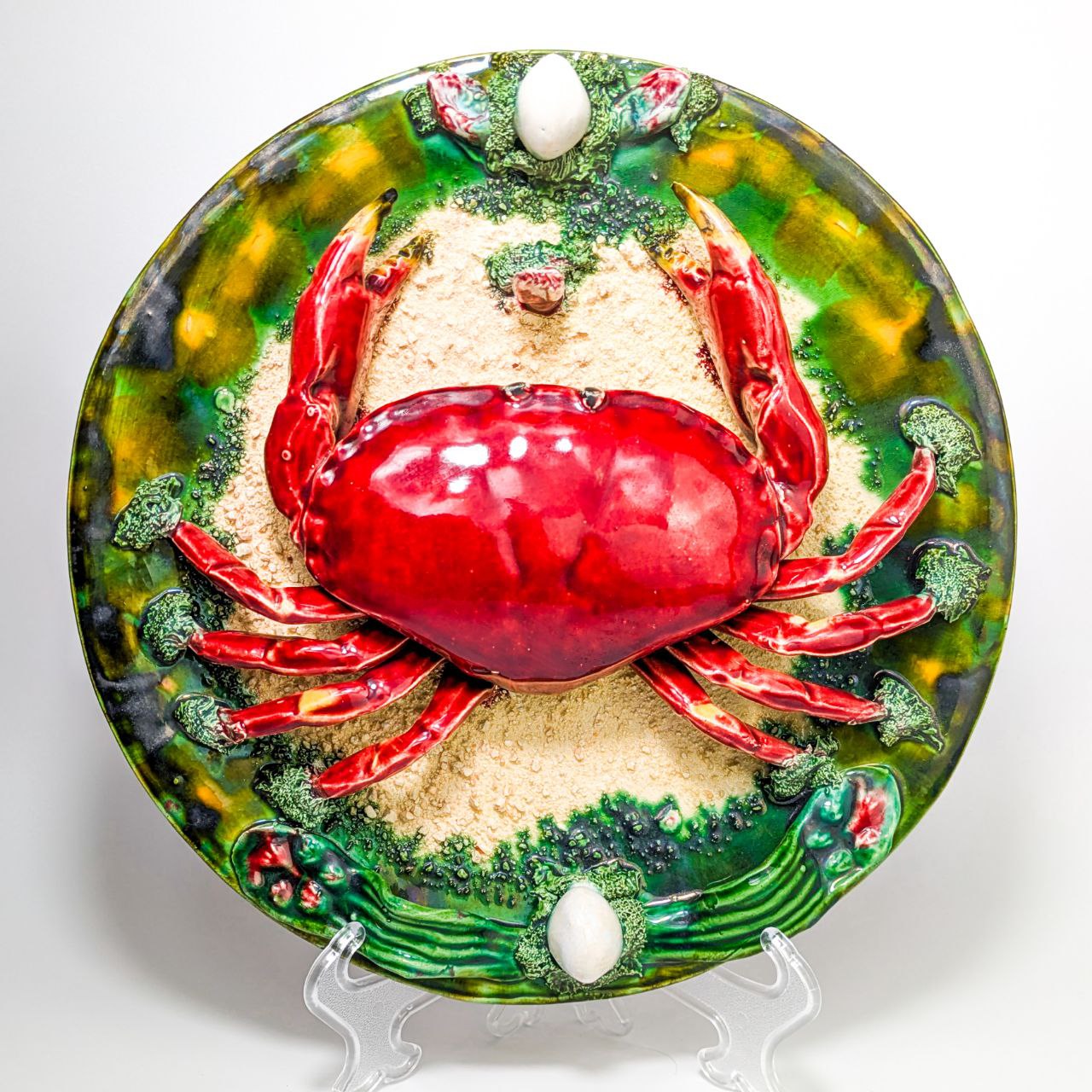 Plato de Mayólica Portuguesa con cangrejo c.1980