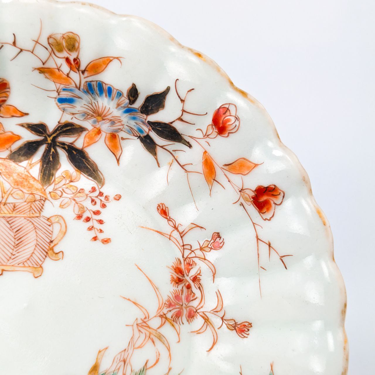 Plato Japonés de Porcelana Periodo Meiji (1868-1911)