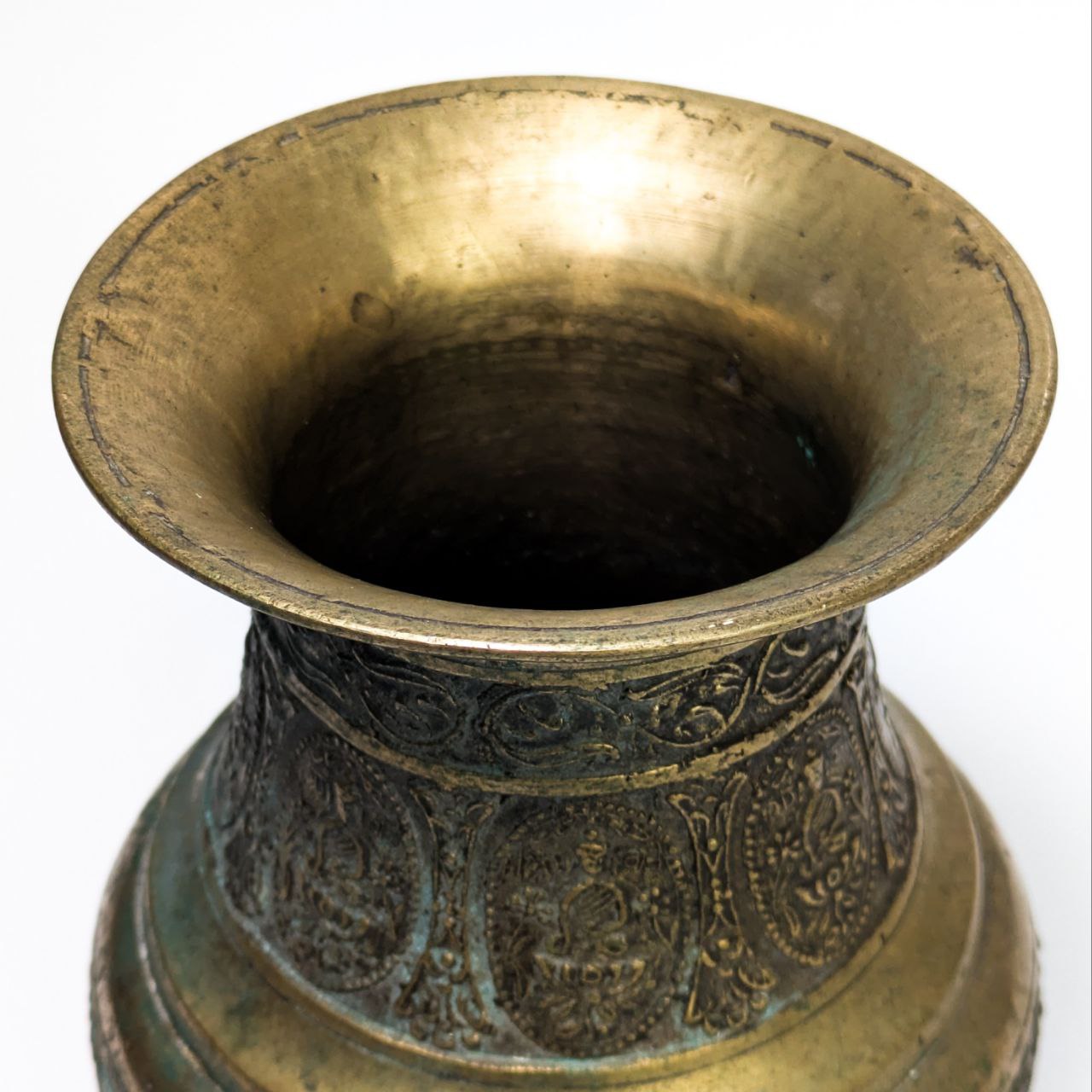 Jarrón Amkhora de bronce, Nepal, c.1900