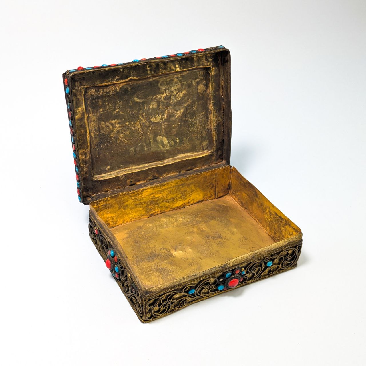 Caja Tibetana Filigrana, coral y Turquesa c.1900