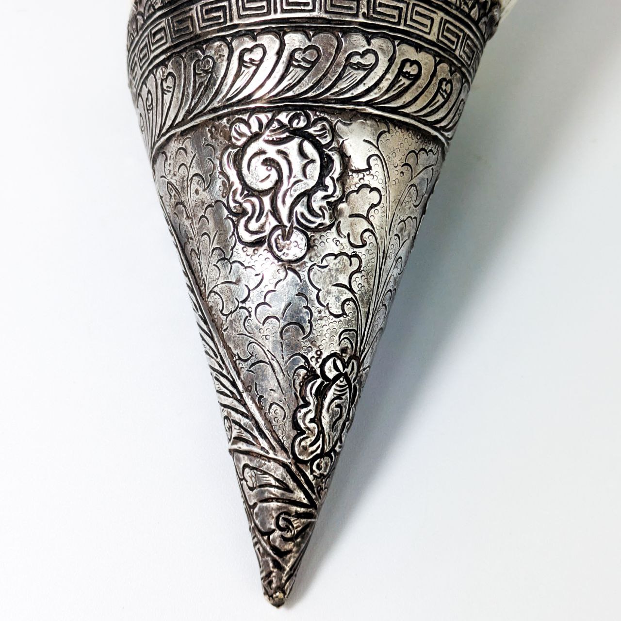 Concha Ceremonial tibetana Shanka con Plata  c.1880