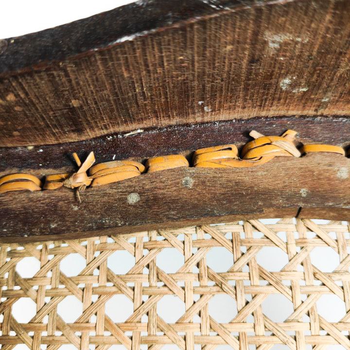 Reposapies de rejilla Época Isabelina (1833-1868)