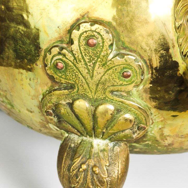 Macetero de bronce Victoriano de Garra de León, Inglaterra finales s.XIX