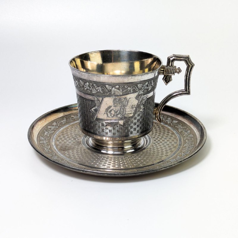Taza Para Café con su plato Art Nouveau Bañada en Plata, Francia c.1900