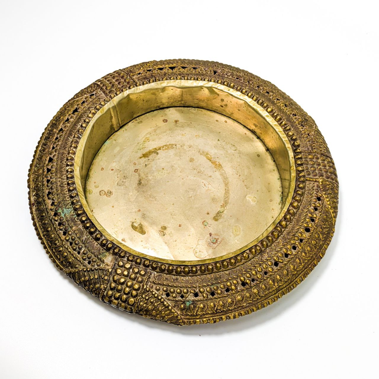 Bandeja de tobillera tribal Arte dhokra, India c.1900