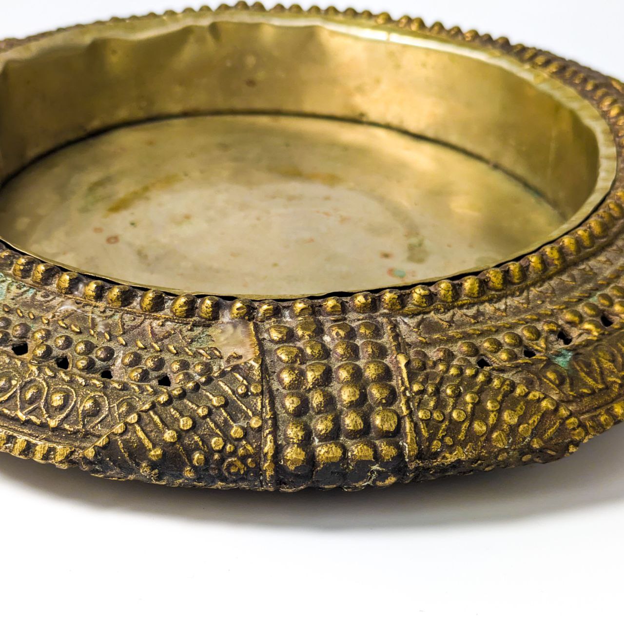 Bandeja de tobillera tribal Arte dhokra, India c.1900