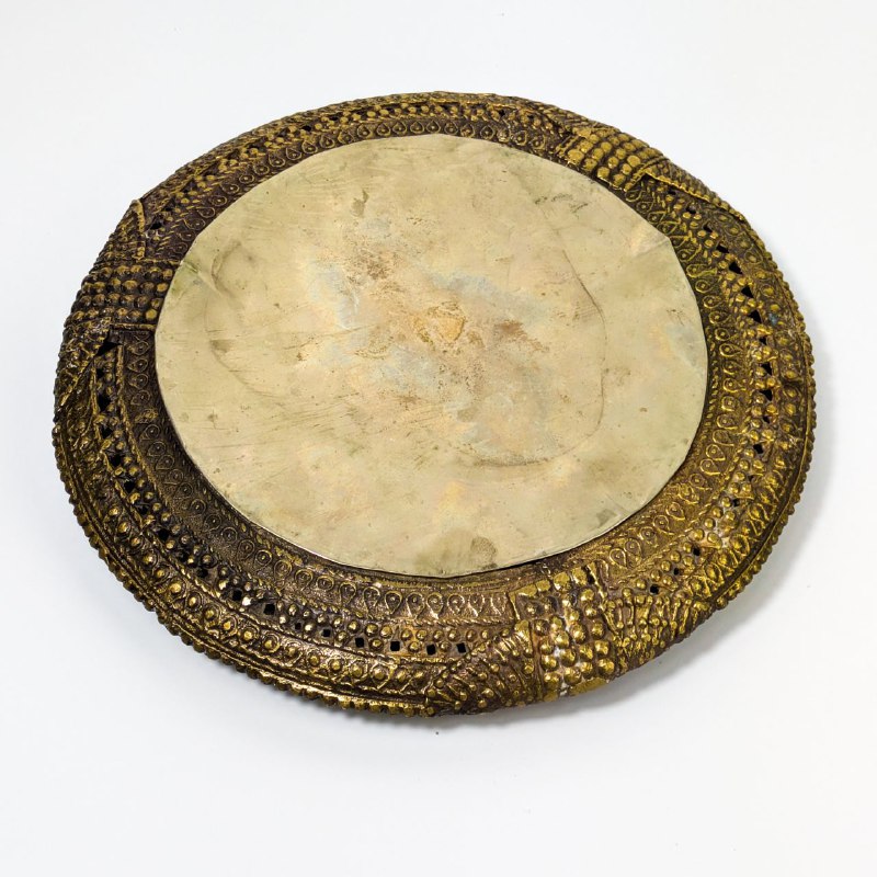 Bandeja de tobillera tribal Arte dhokra, India c.1900