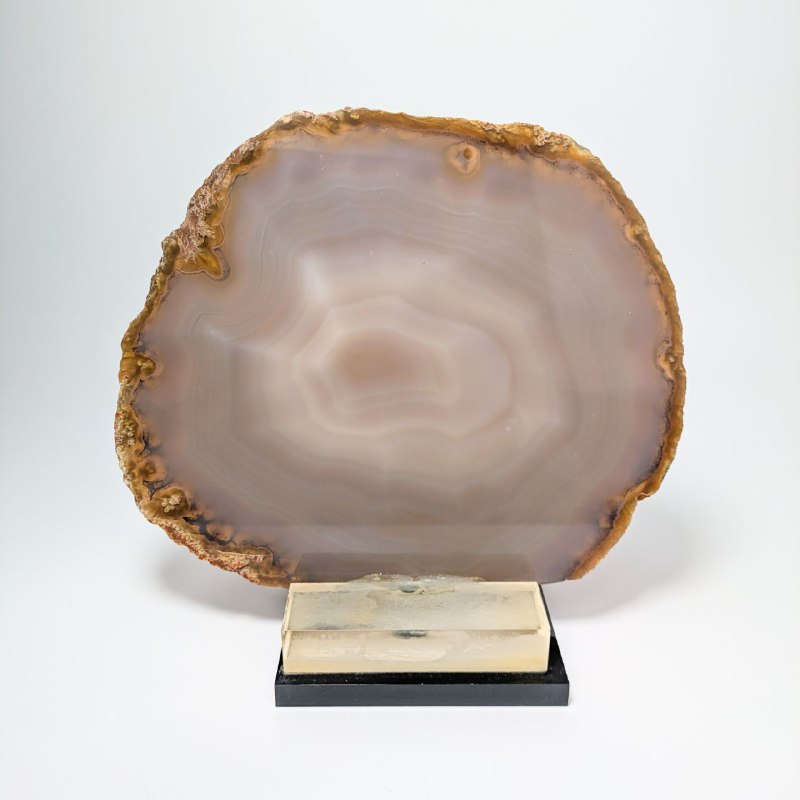 Lámina de Mineral de Ágata sobre peana