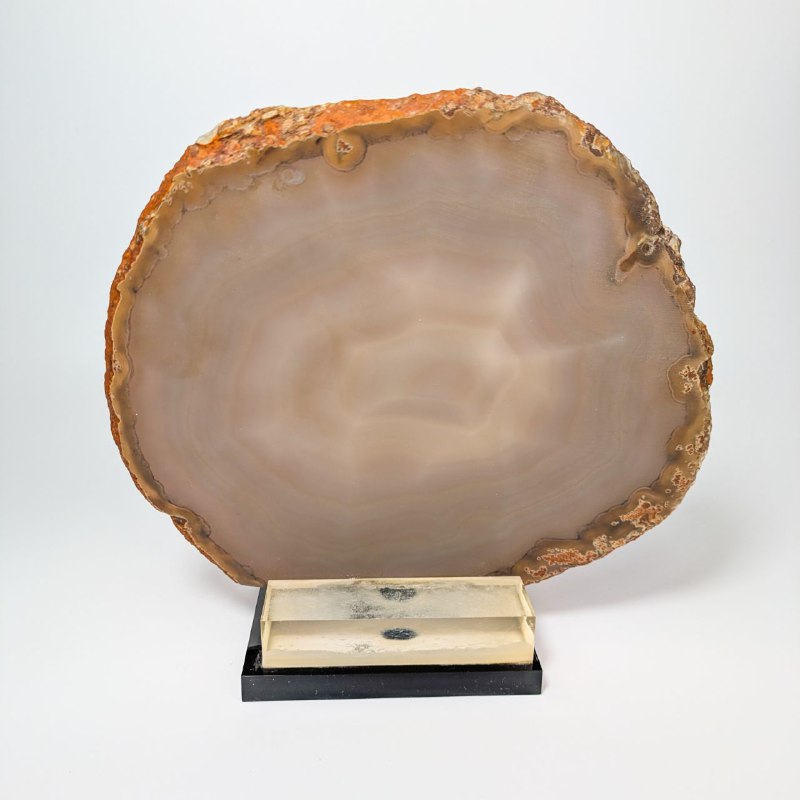 Lámina de Mineral de Ágata sobre peana