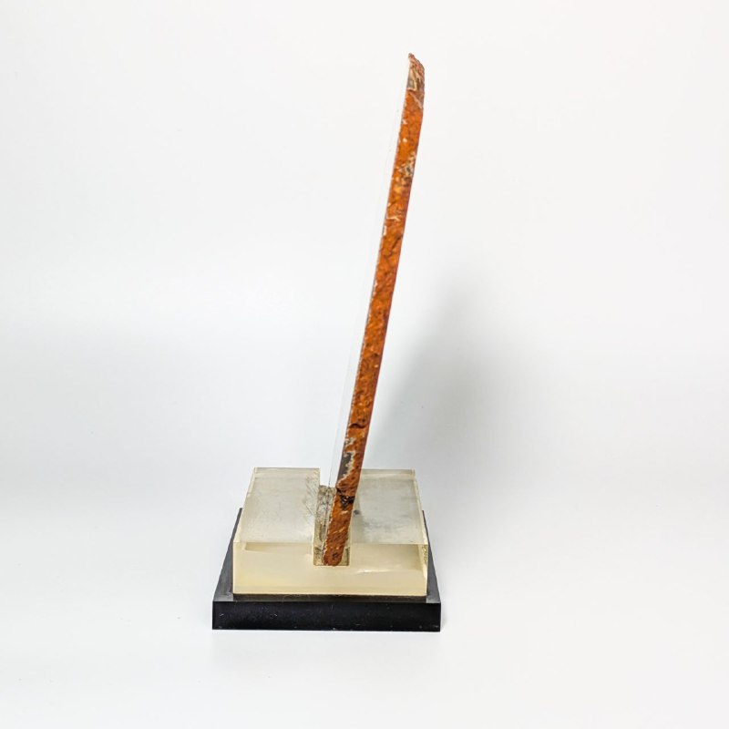 Lámina de Mineral de Ágata sobre peana