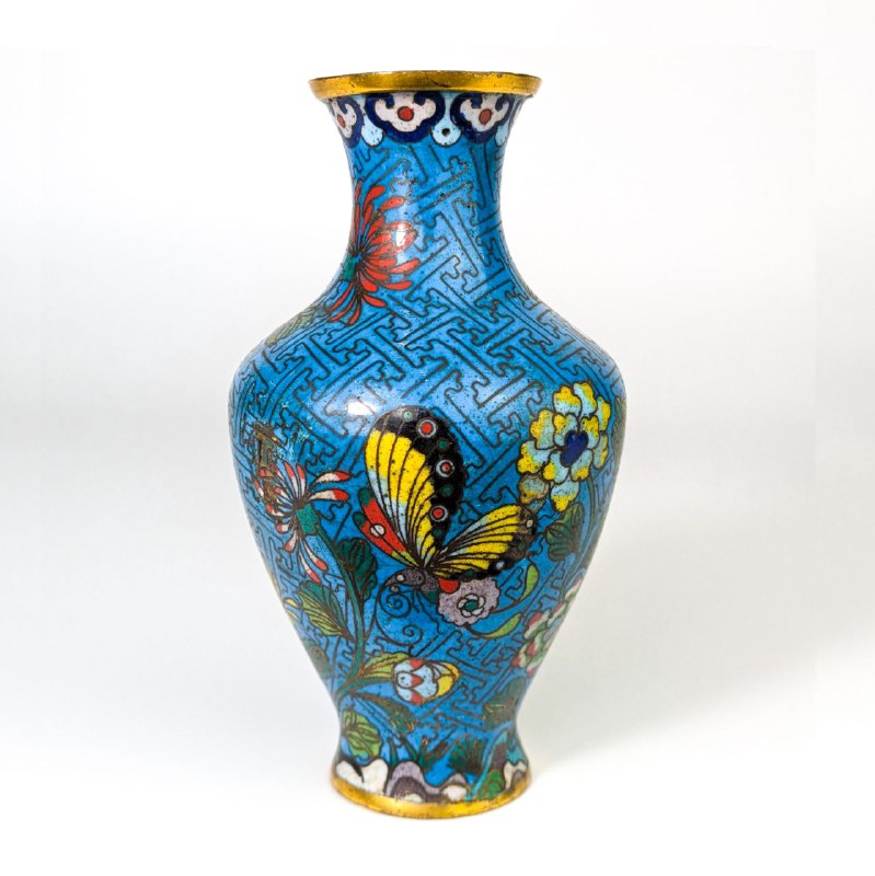 Jarrón Chino de Cloisonné Azul, Primera Republica de China (1911-1949)