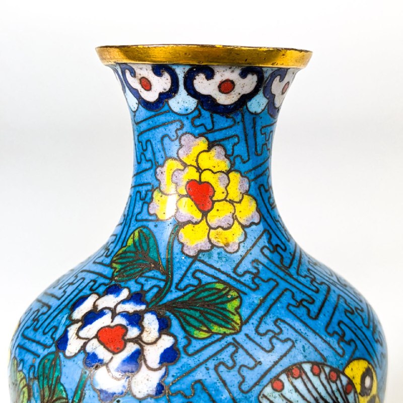 Jarrón Chino de Cloisonné Azul, Primera Republica de China (1911-1949)