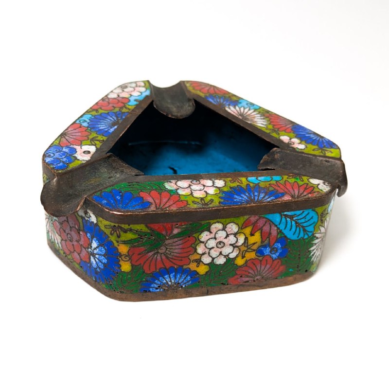 Cenicero Chino de Esmalte Cloisonné Primera República de China (1911-1949)