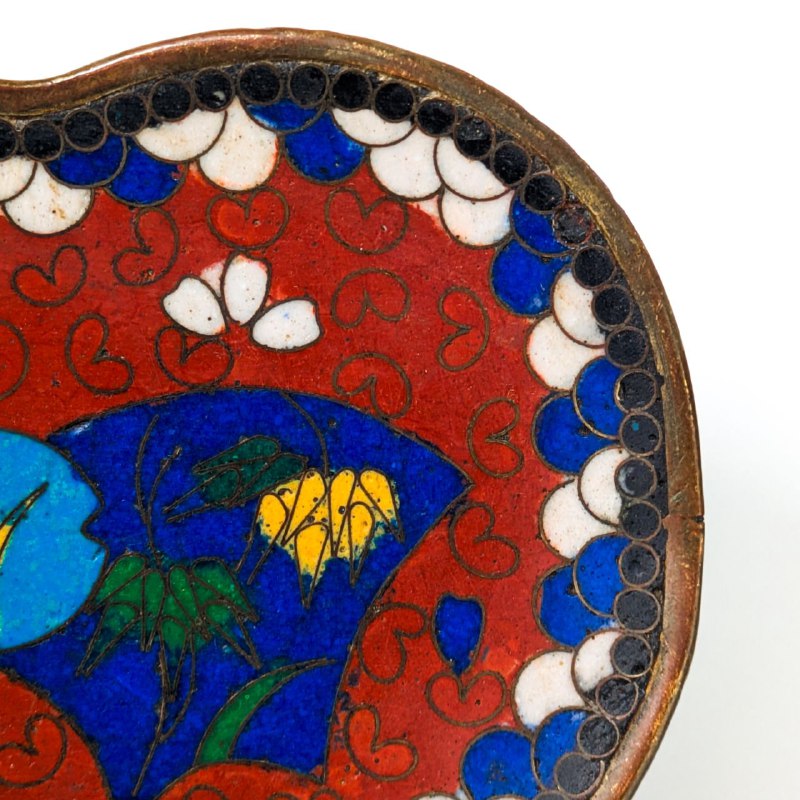 Platito Chino de Cloisonne periodo Primera República (1911-1949)