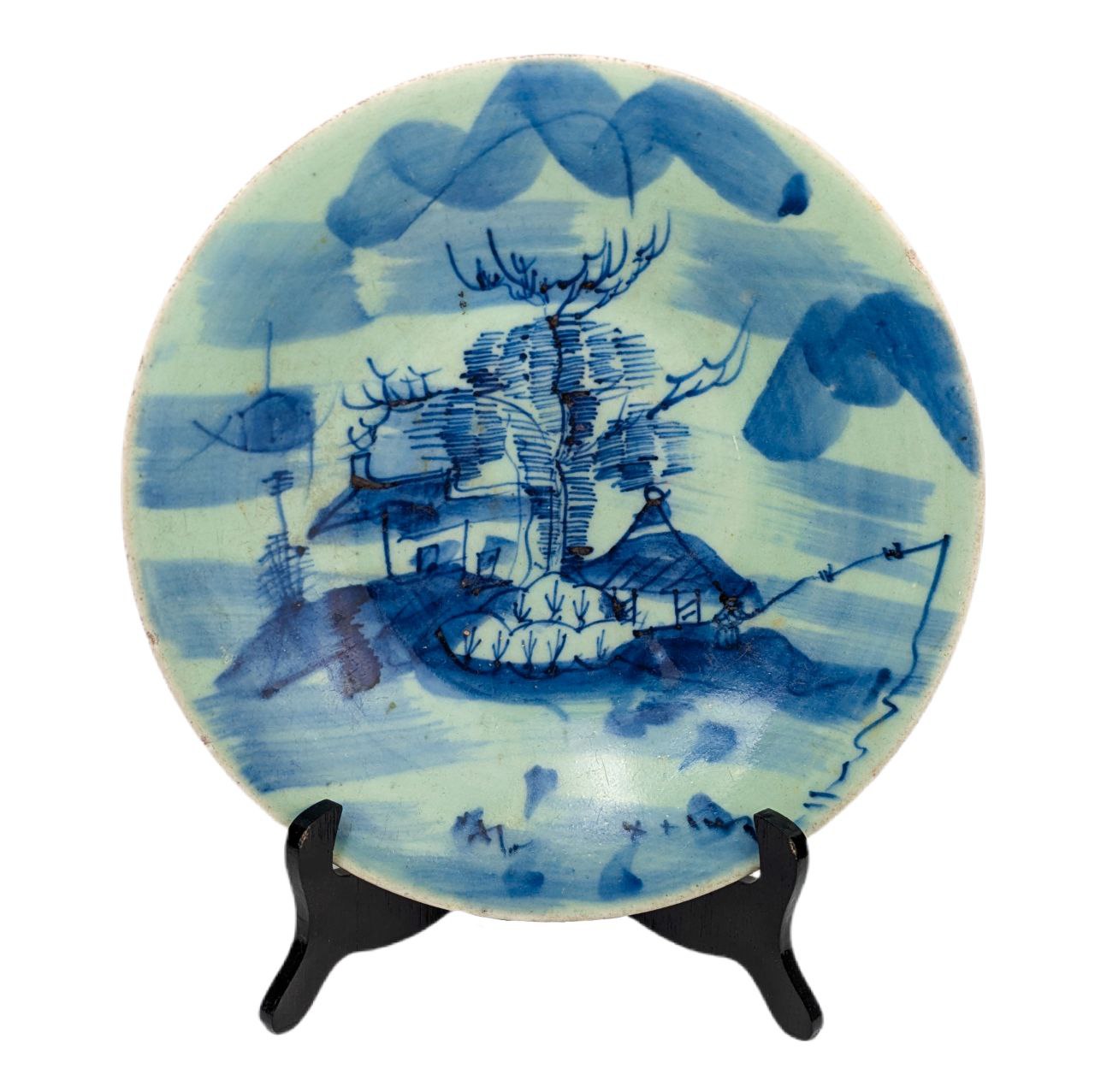 Plato Chino de porcelana Celadón periodo Daoguang (1820-1850)