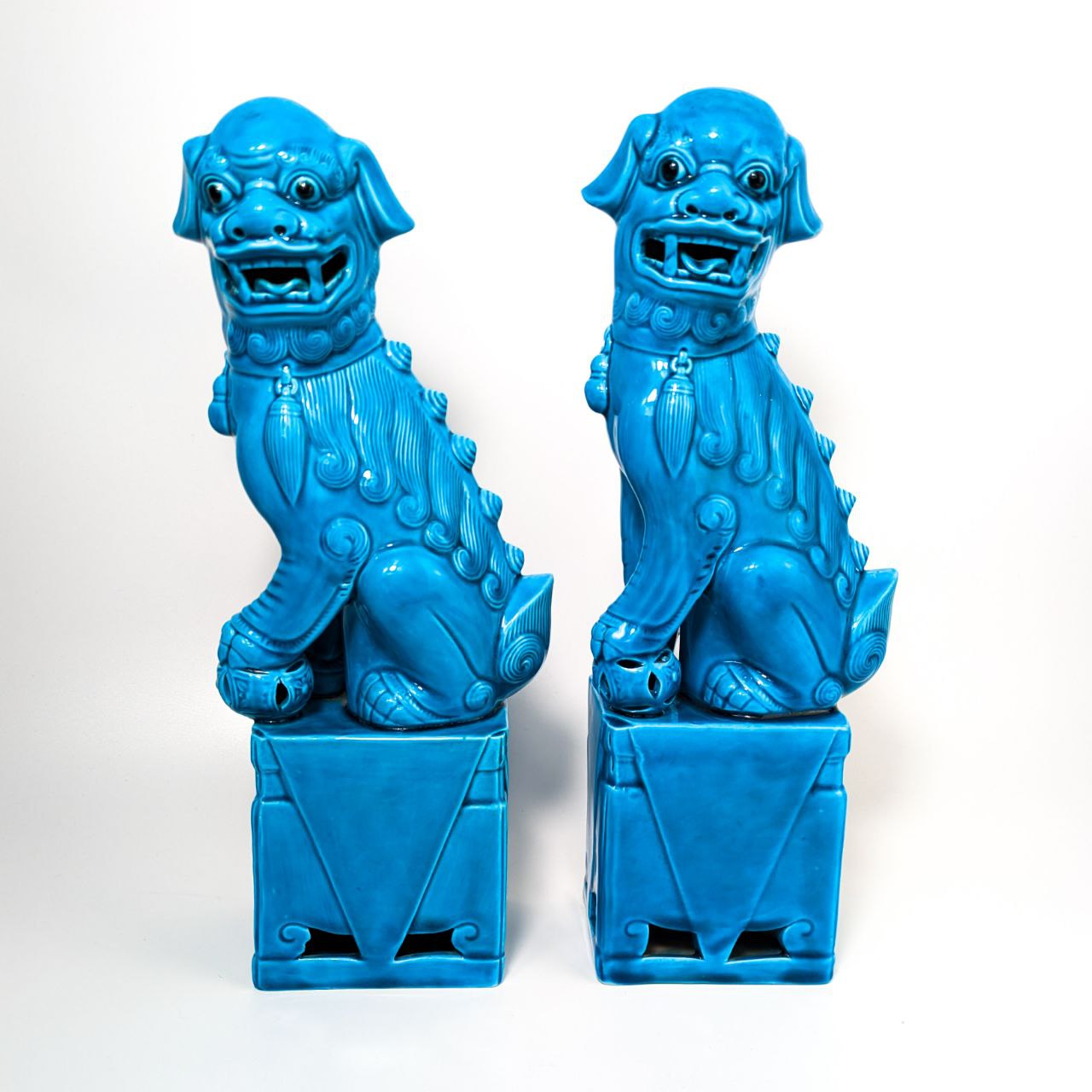 LOTE000303_01.jpg Pareja de Perros machos Foo Chinos c.1950