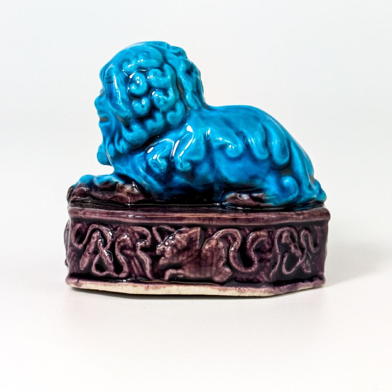 Perrito Foo Tumbado c.1970