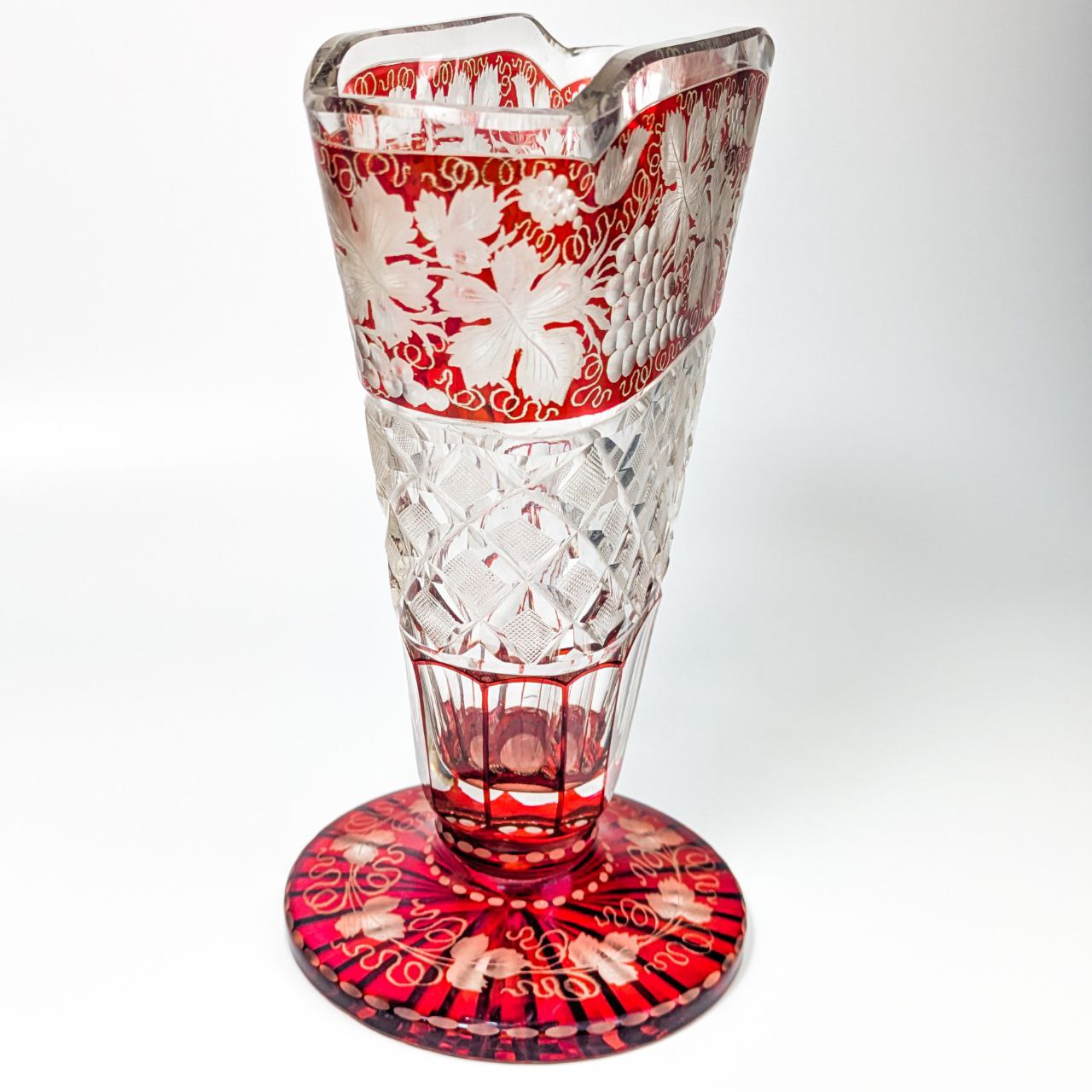 Jarrón de cristal de bohemia tallado s.XIX