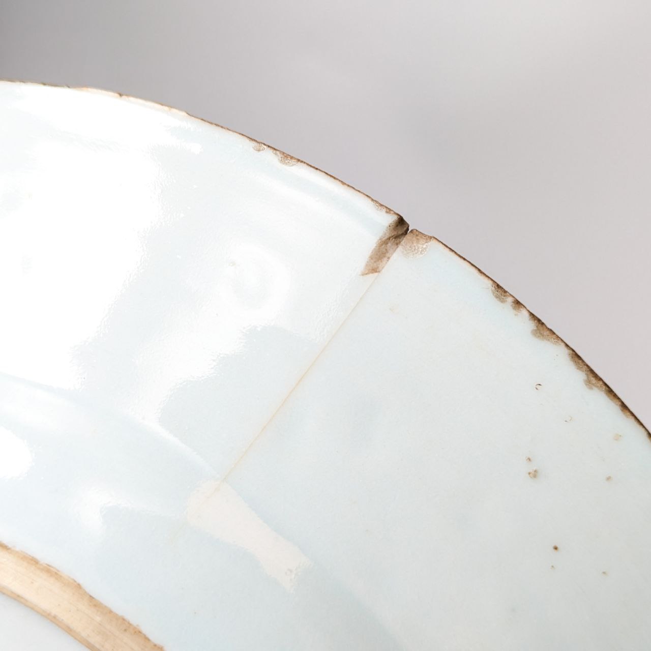 Plato Chino Compania de las Indias periodo Qianlong (1736-1795)