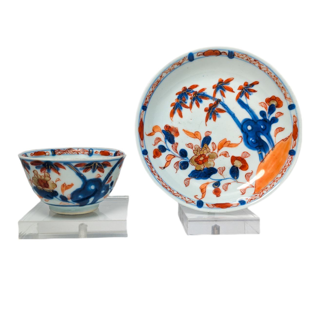 Plato con taza de té Chino Kangxi Imari (1661-1722)