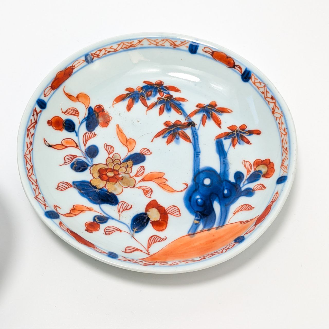 Plato con taza de té Chino Kangxi Imari (1661-1722)