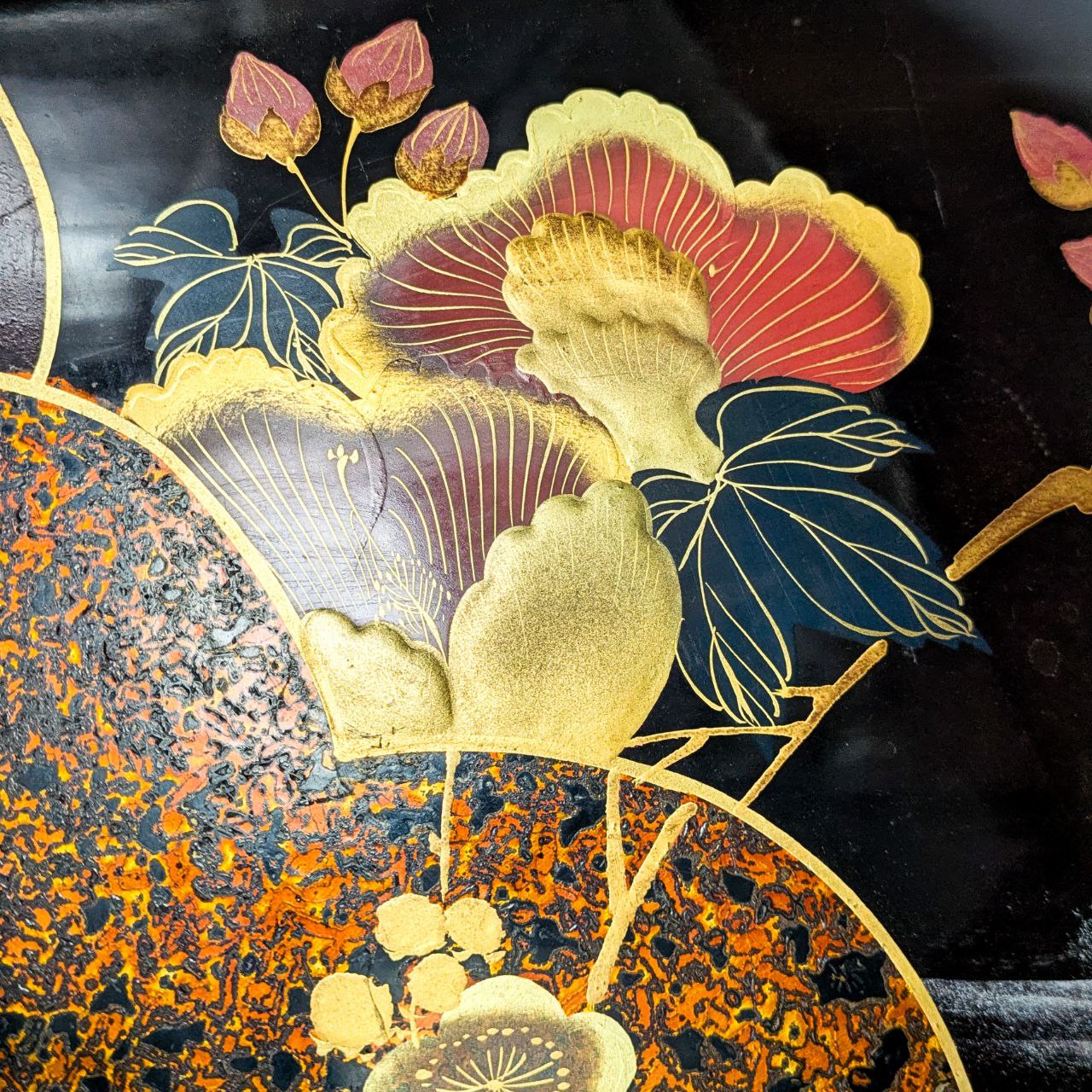 LOTE000332_02-1.jpg Gran Bandeja de laca Japonesa Periodo Meiji (1868-1911)