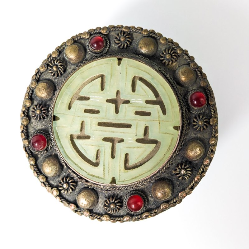 Polvorera de Maquillaje con jade China c.1950