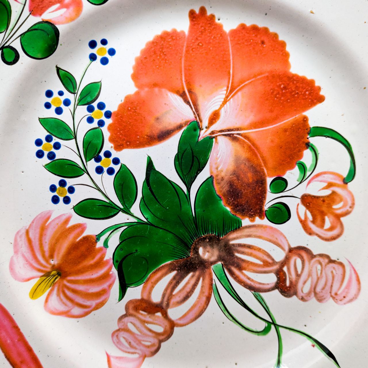 Plato de Cerámica de Les Islettes, Lorena Francia c.1780