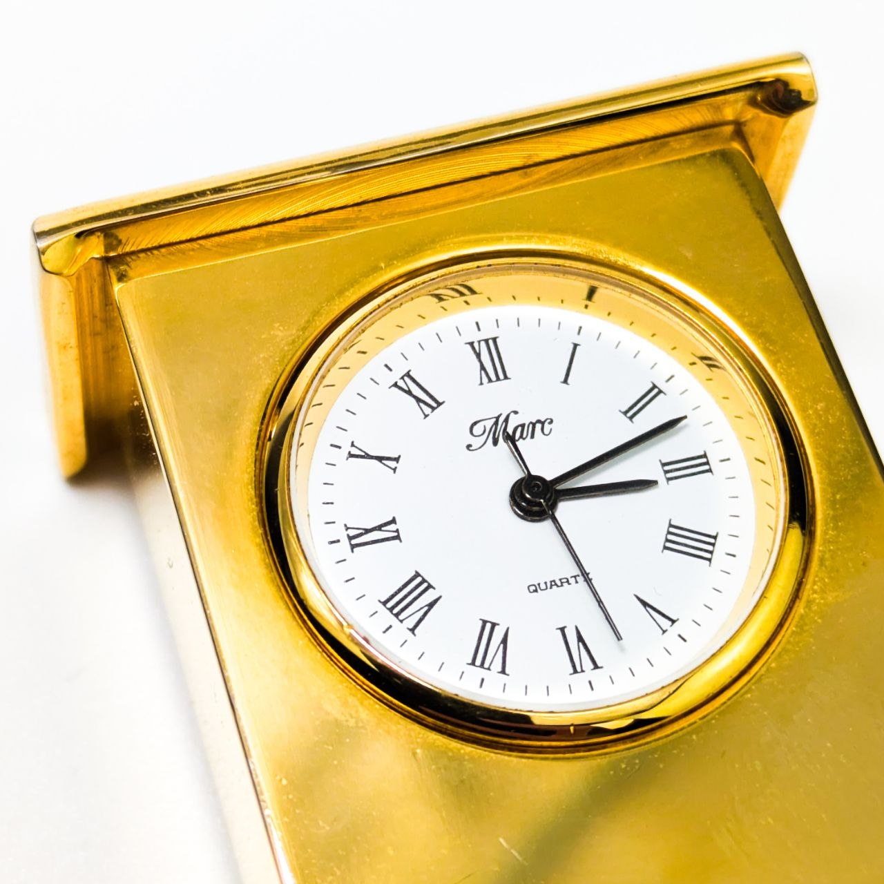 Pequeño Reloj Miniatura Dorado "Marc"