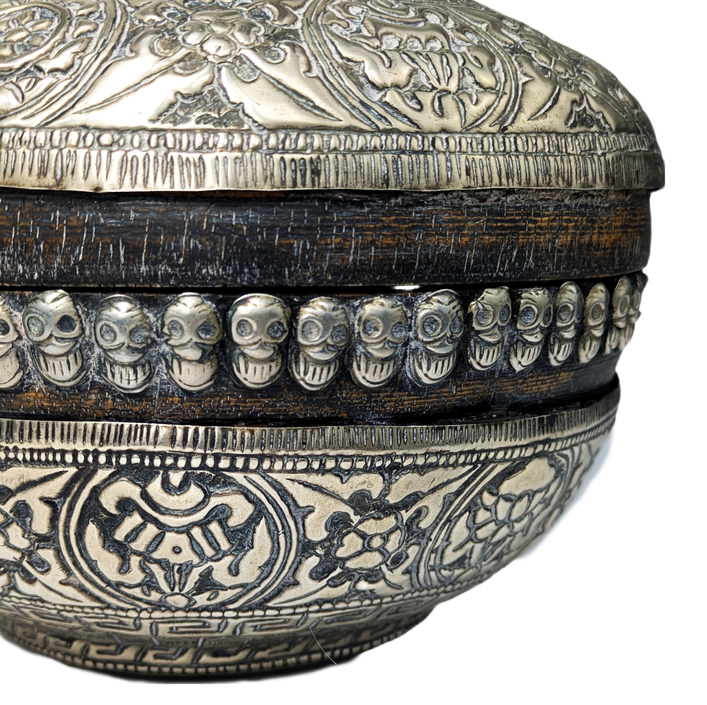 Cuenco budista ceremonial para Tsampa con plata, Tibet c.1880