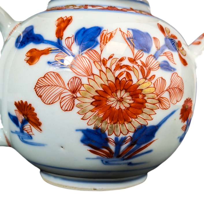 Tetera de porcelana imari, China, Dinastía Qing periodo Kangxi (1662-1722)