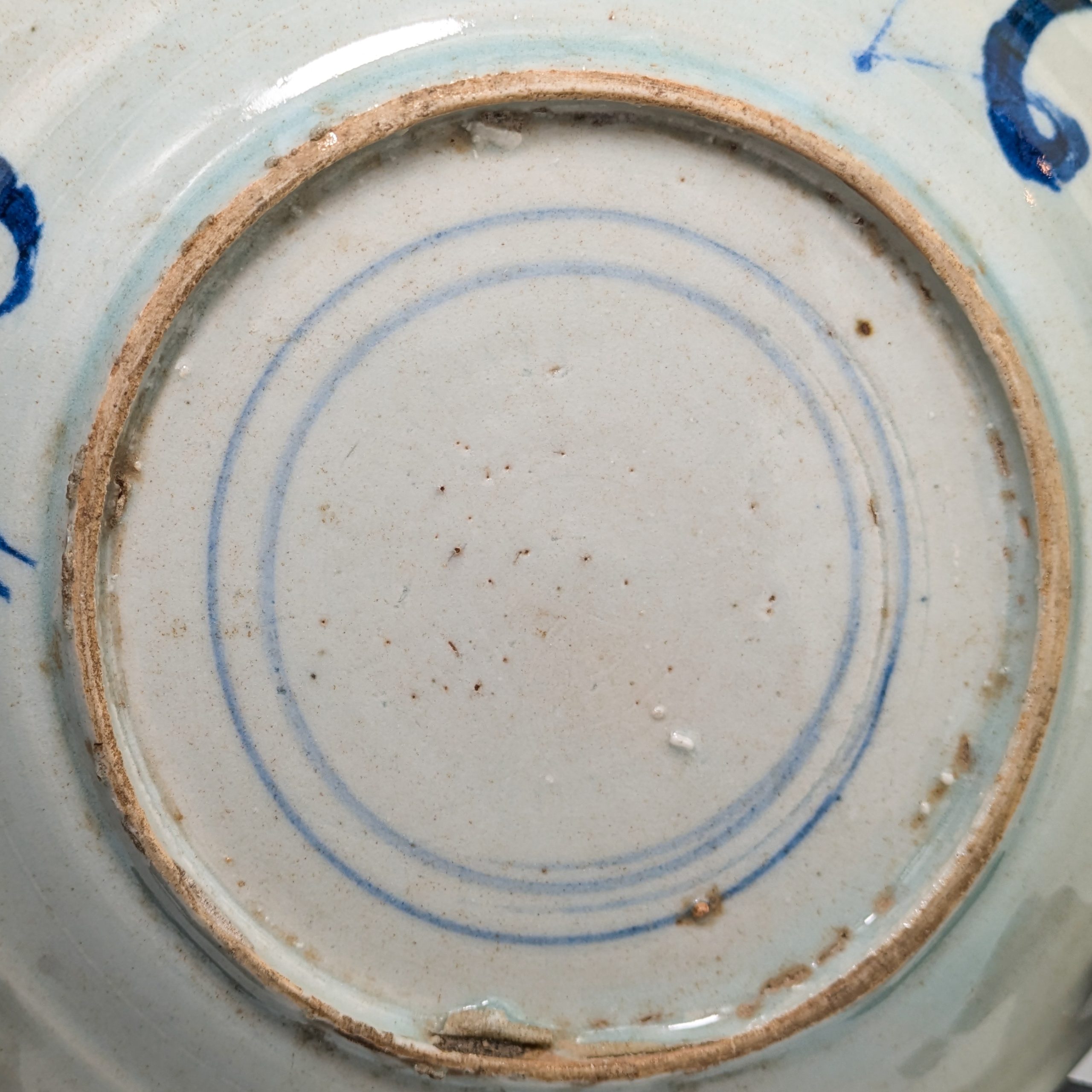 Plato Azul y Blanco, China, Dinastía Qing, Periodo Kangxi (1662-1722)