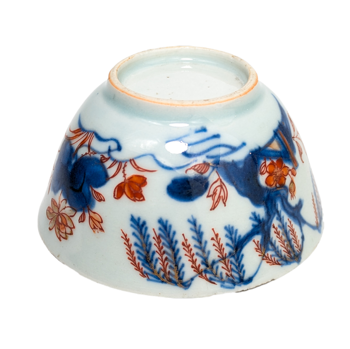 Copa de té Imari Willow, China, Dinastía Qing, Periodo Kangxi (1662-1722)