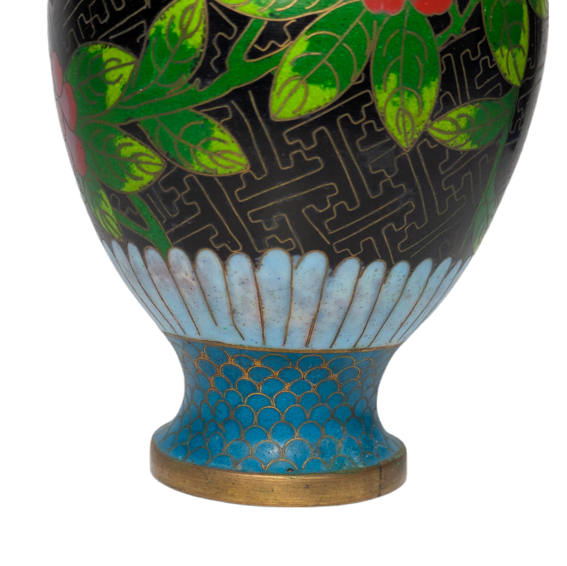 Jarrón de Cloisonné con flores, China, Primera República China (1911-1949)