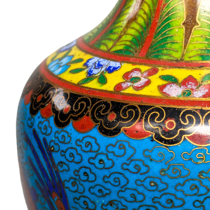 LOTE000422_05-1.png Jarrón de Cloisonné dragones, China, Primera República China (1911-1949)
