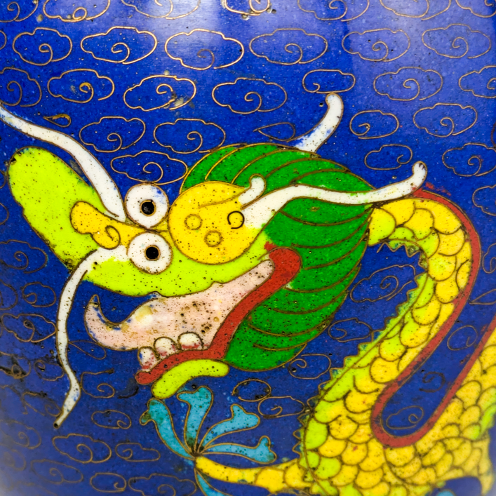 Jarrón de Cloisonné dragones, China, Primera República China (1911-1949)