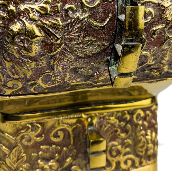 Vasija "Hu" de Diseño Hollywood Regency James Mont, Estados Unidos, c.1940