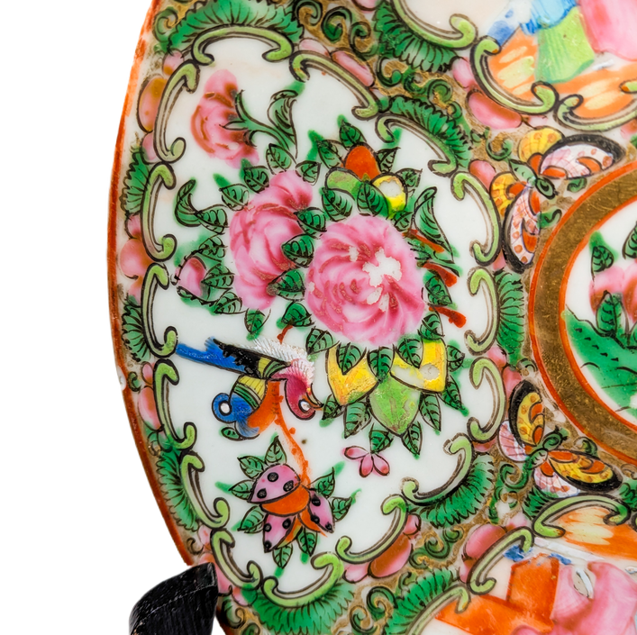 Plato Rose medallion Cantonés, China, Periodo Tongzhi (1861-1875)
