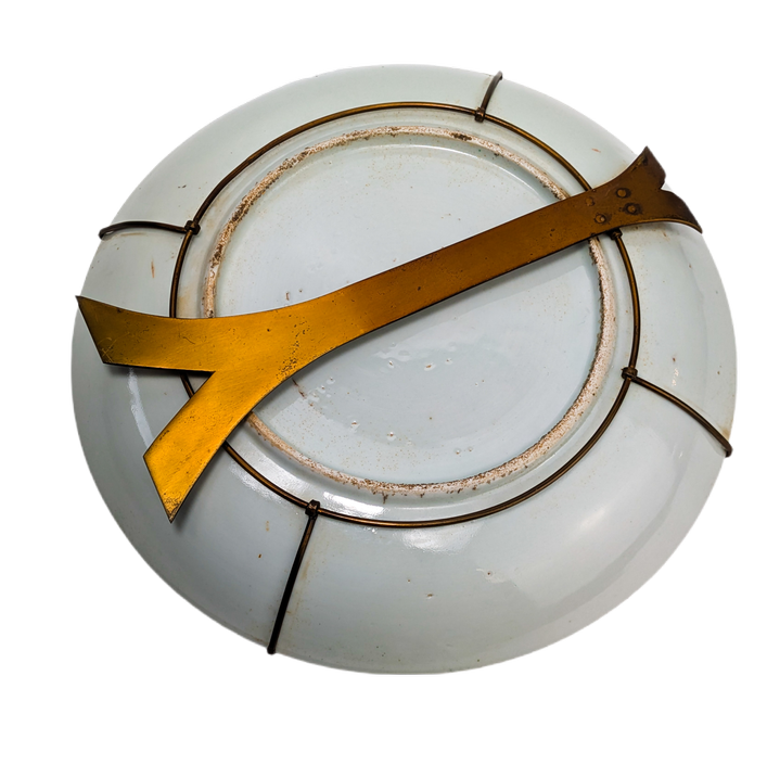 Plato Grande Rose medallion Cantonés, China, Periodo Tongzhi (1861-1875)