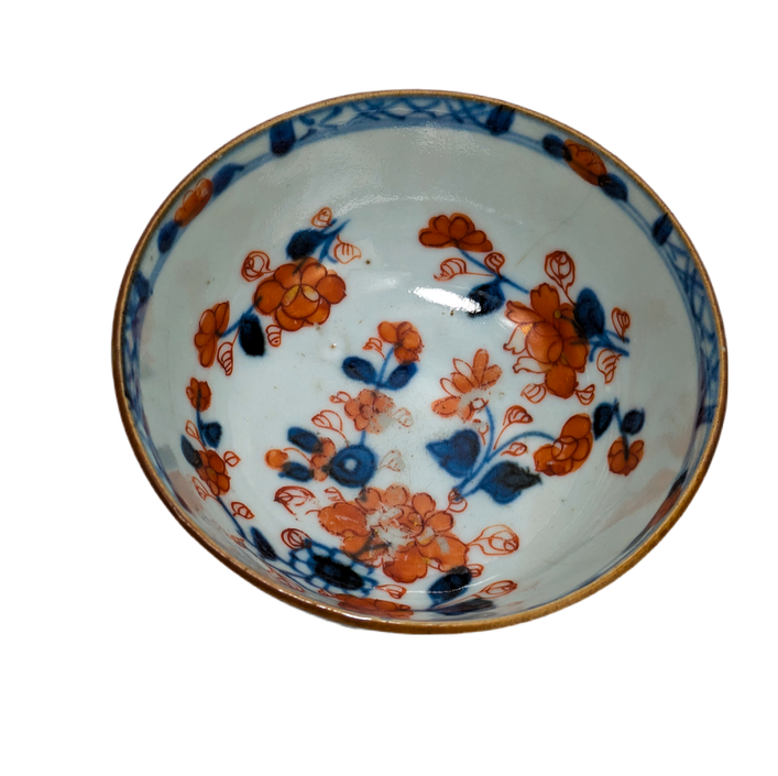 Plato y Copa Imari café, China, Dinastía Qing, Periodo Kangxi (1662-1722)