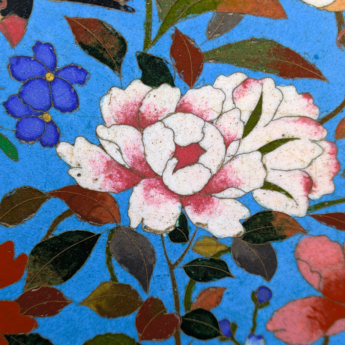 Plato Japonés de Cloisonné, Periodo Meiji (1868-1911)