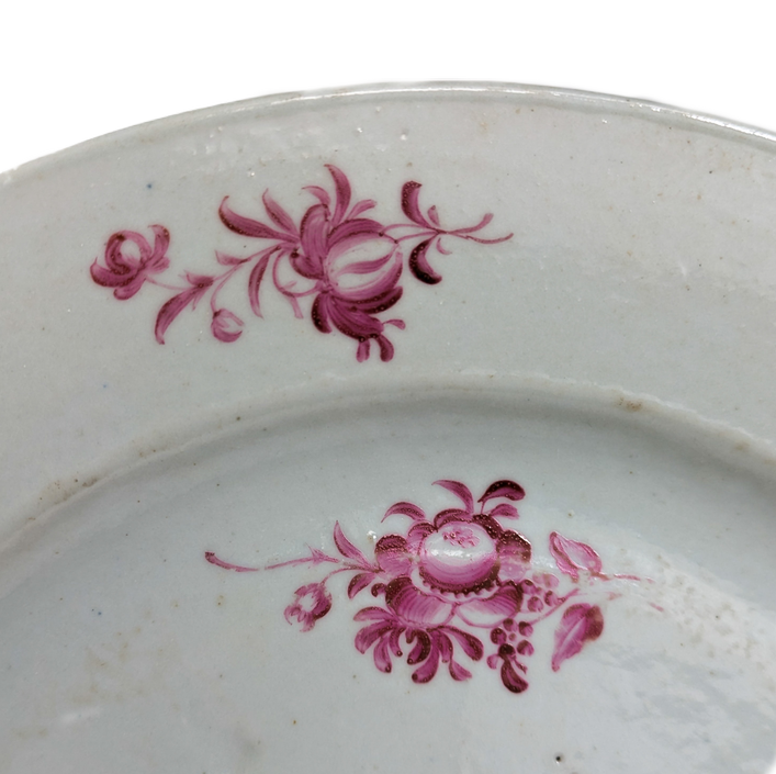 LOTE000483_03-1.png Plato Chino Rosa, Periodo Qianlong (1736-1795)