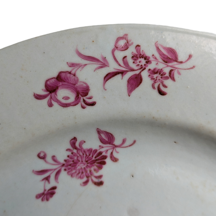 LOTE000483_05-1.png Plato Chino Rosa, Periodo Qianlong (1736-1795)