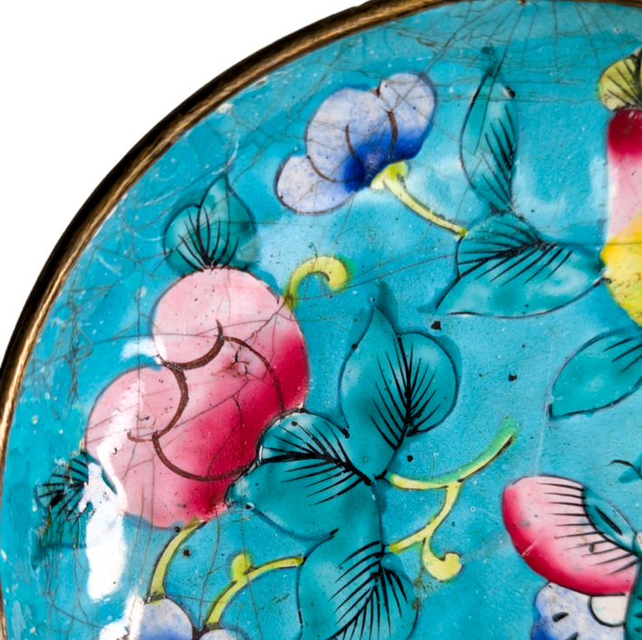 LOTE000488_04-1.png Platito Chino de esmalte de Canton, Primera República China (1911-1949)