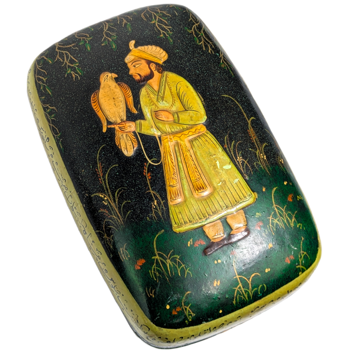Caja de laca Indo Persa finales Dinastía Qajar, Irán c.1880