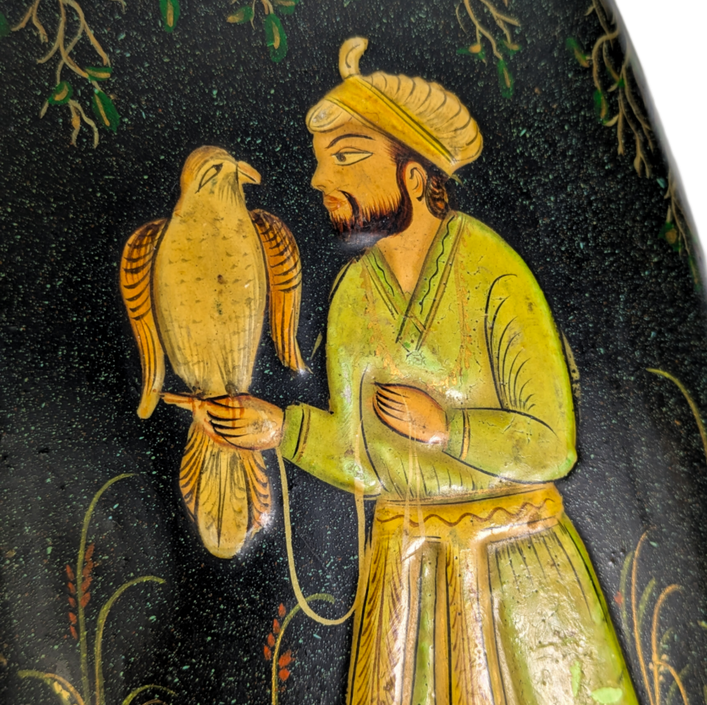 Caja de laca Indo Persa finales Dinastía Qajar, Irán c.1880